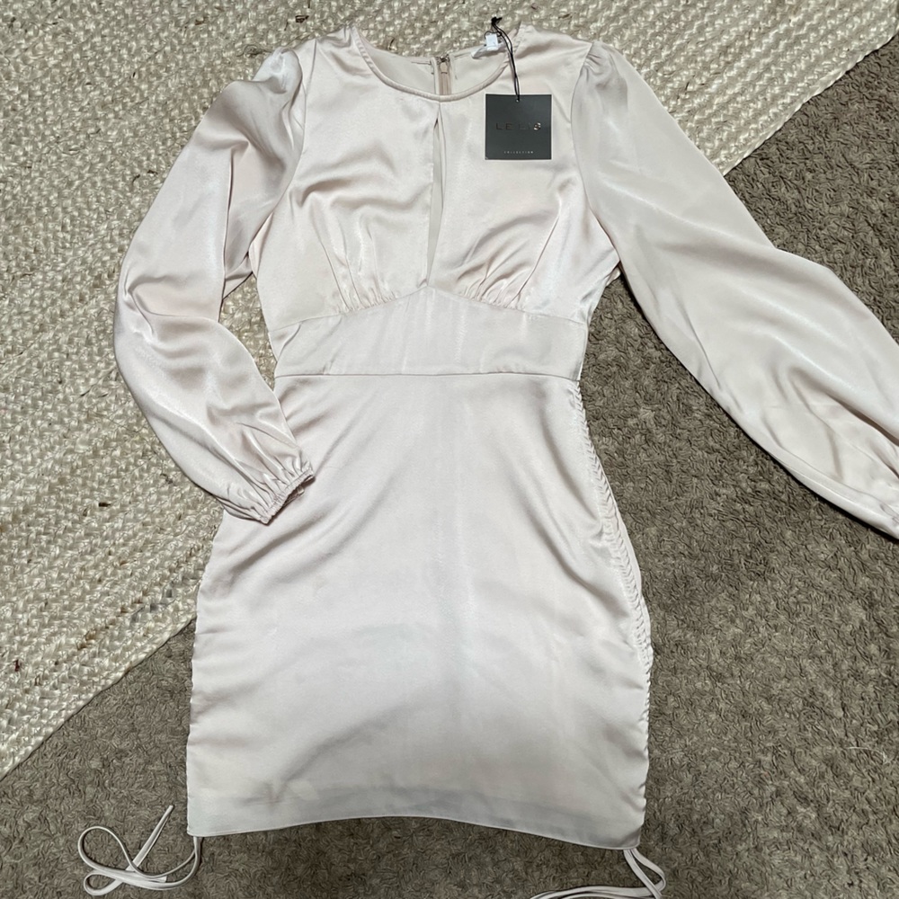 Le Lis Mini Dress